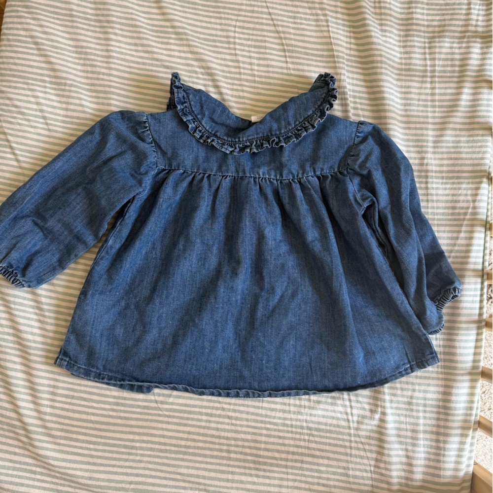 H&M Girls Ruffled Chambray Top - Picture 8 of 8